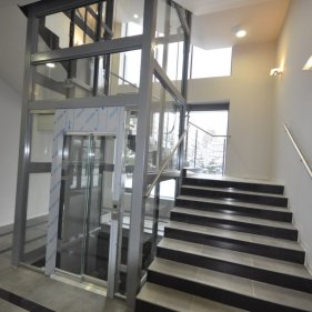 Prace wykończeniowe 93